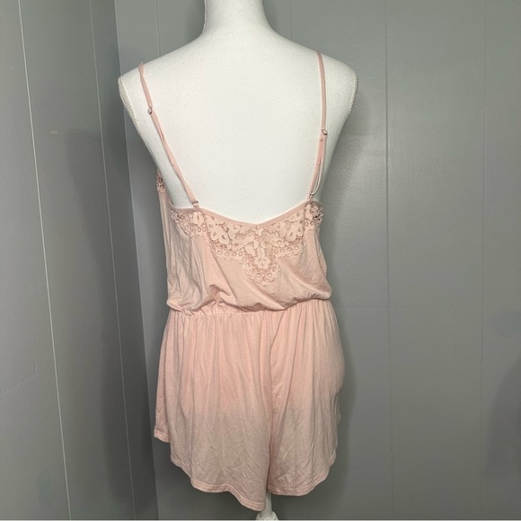 Victoria’s Secret Pink Lace Romper Balletcore Soft Girl Aesthetic – Size Small - Picture 6 of 8